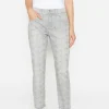 Boyfriend Jeans with rhinestones