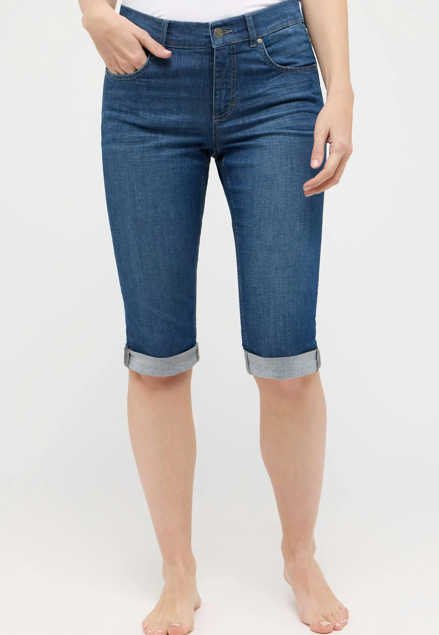 Jeans Capri TU with distressed look