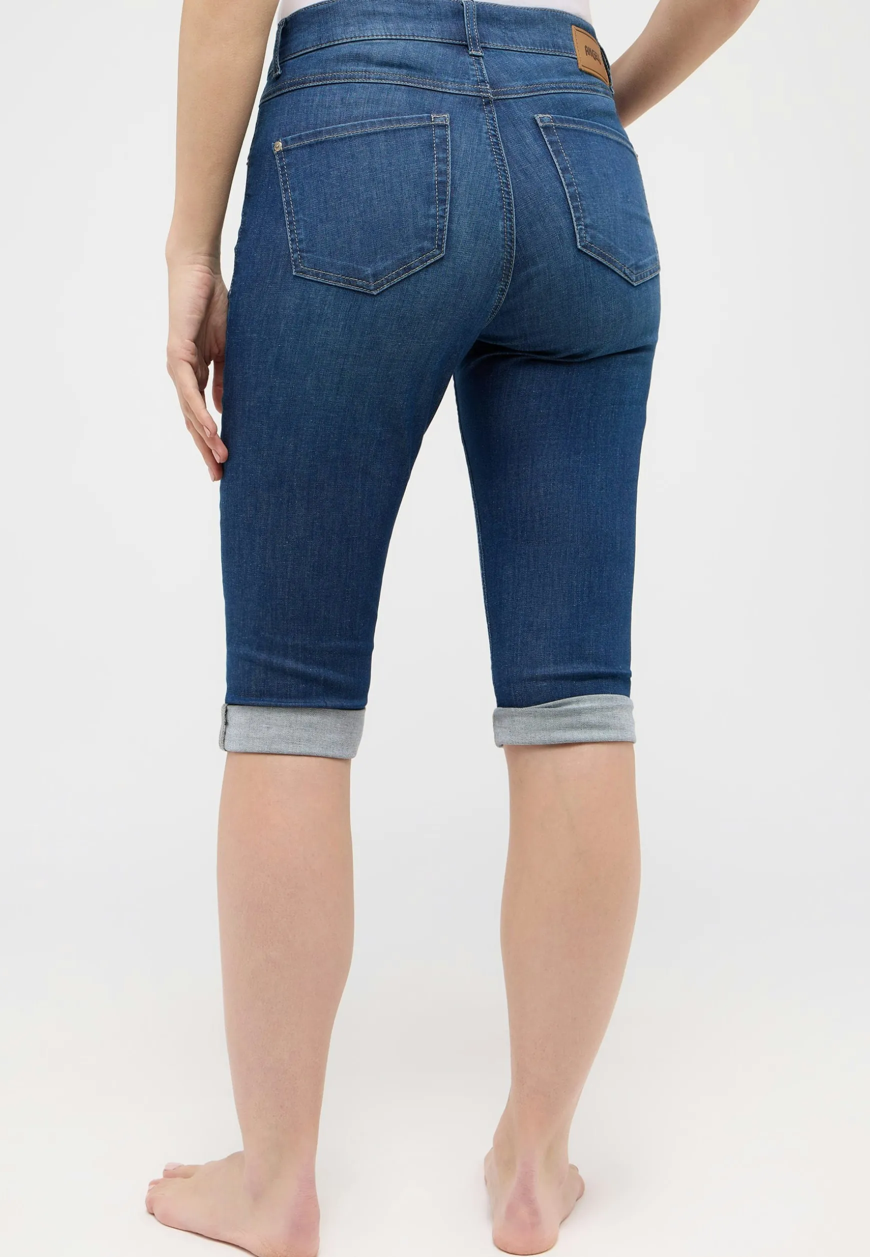 Jeans Capri TU with distressed look