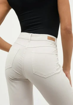 Jeans Cici Detail with colored denim
