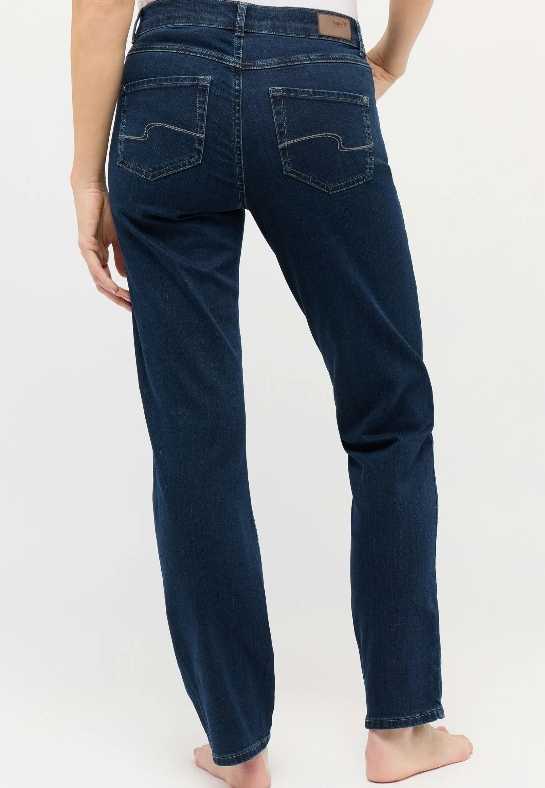 Jeans Dolly with sporty denim