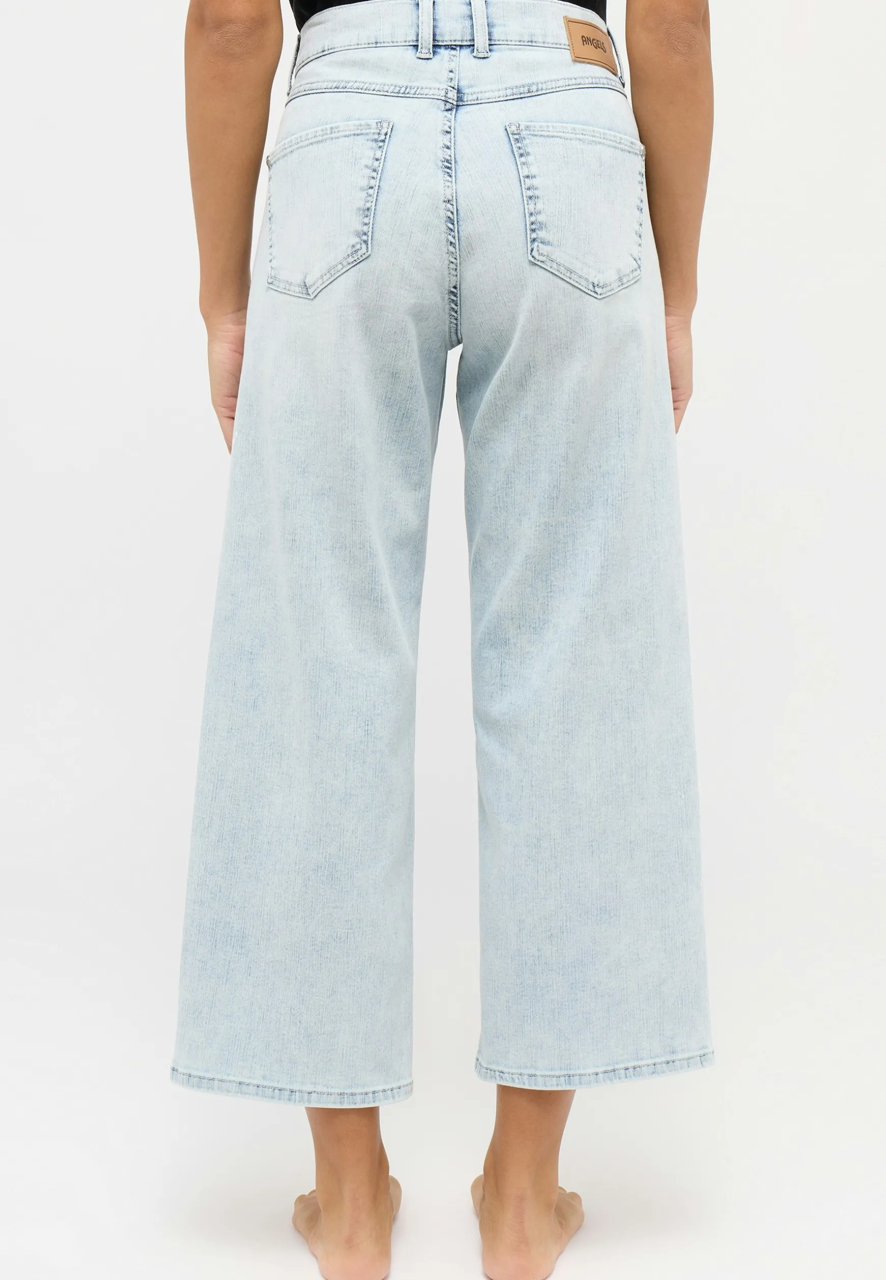 Jeans Linn with butterfly print
