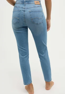 Jeans Ornella with distressed wash