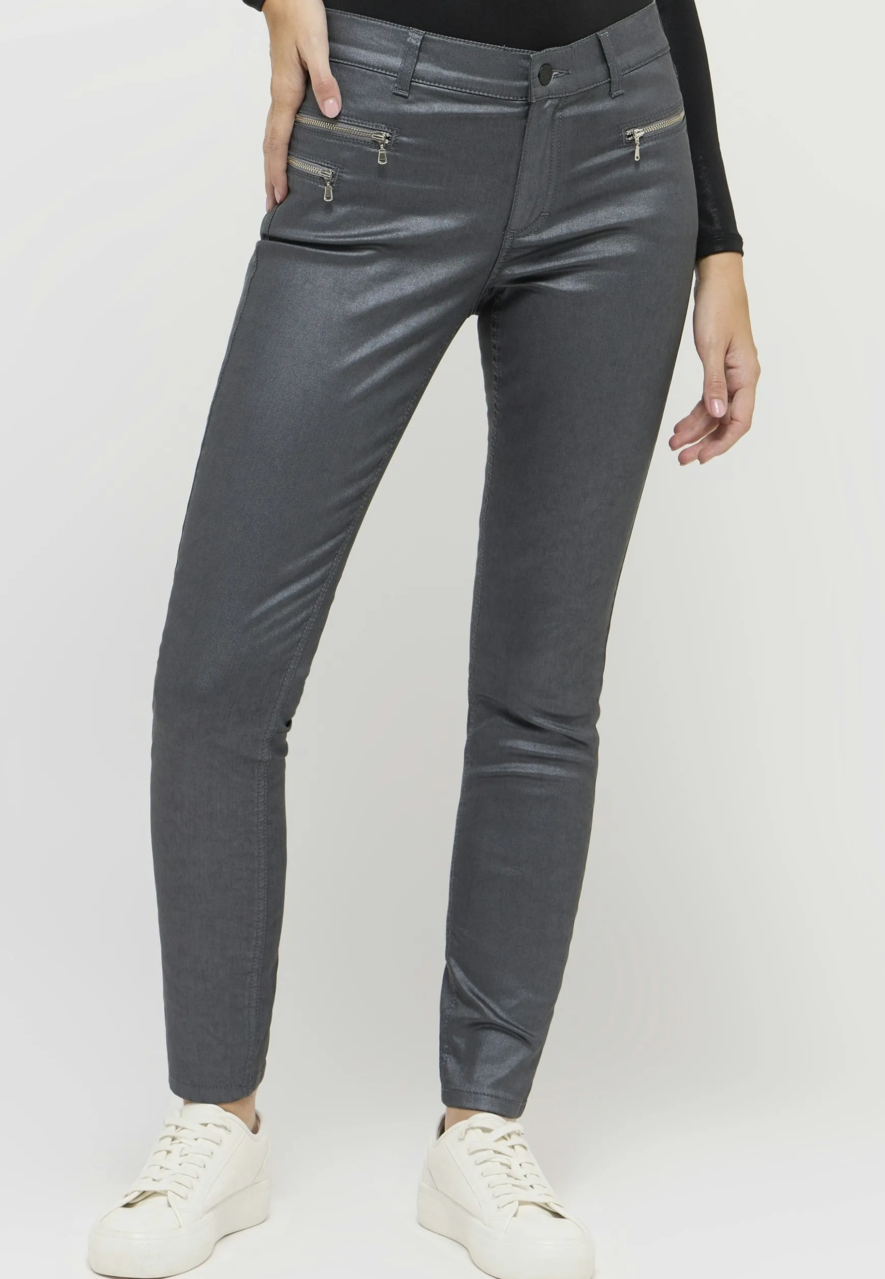 Malu Zip trousers with coating