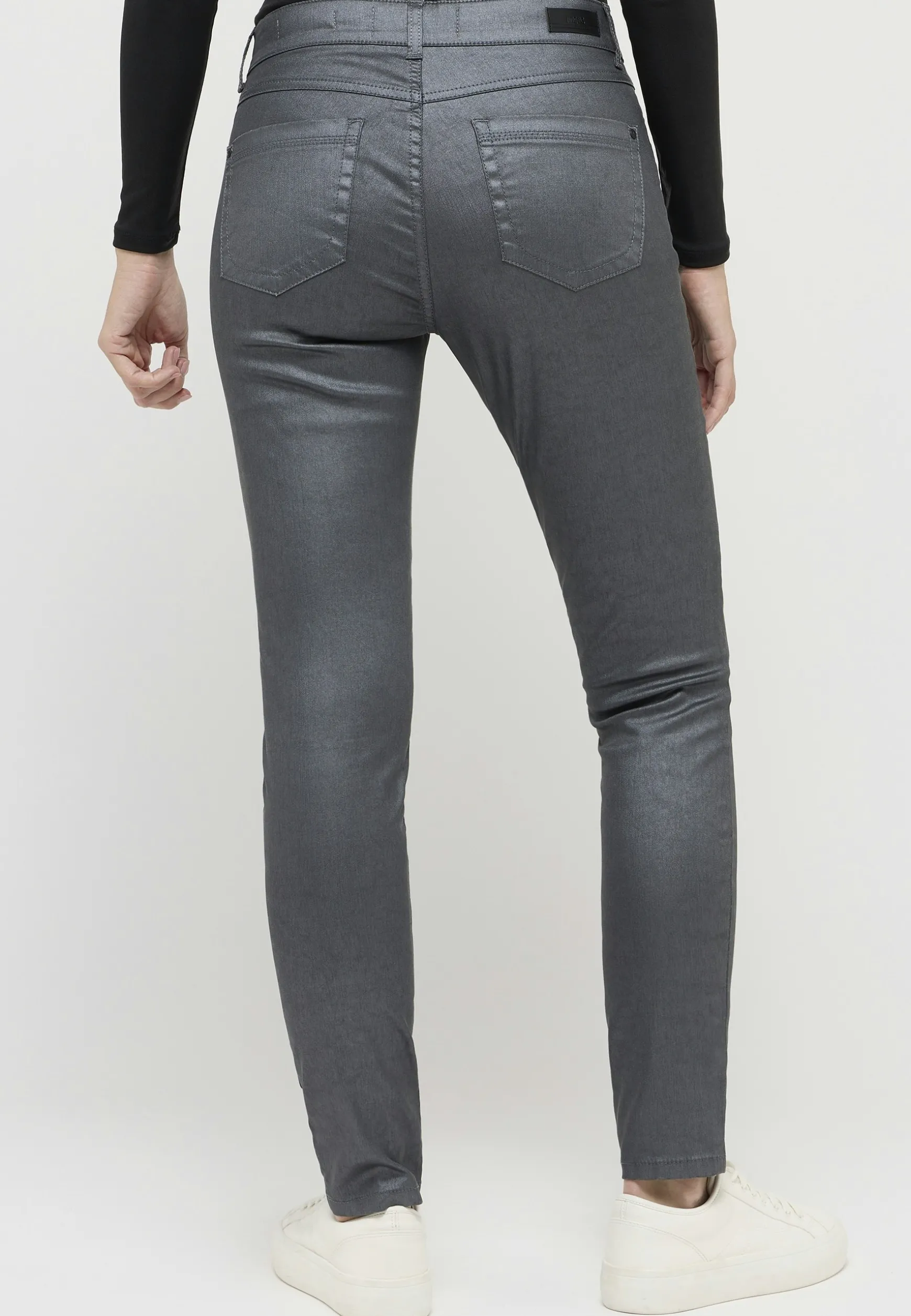 Malu Zip trousers with coating
