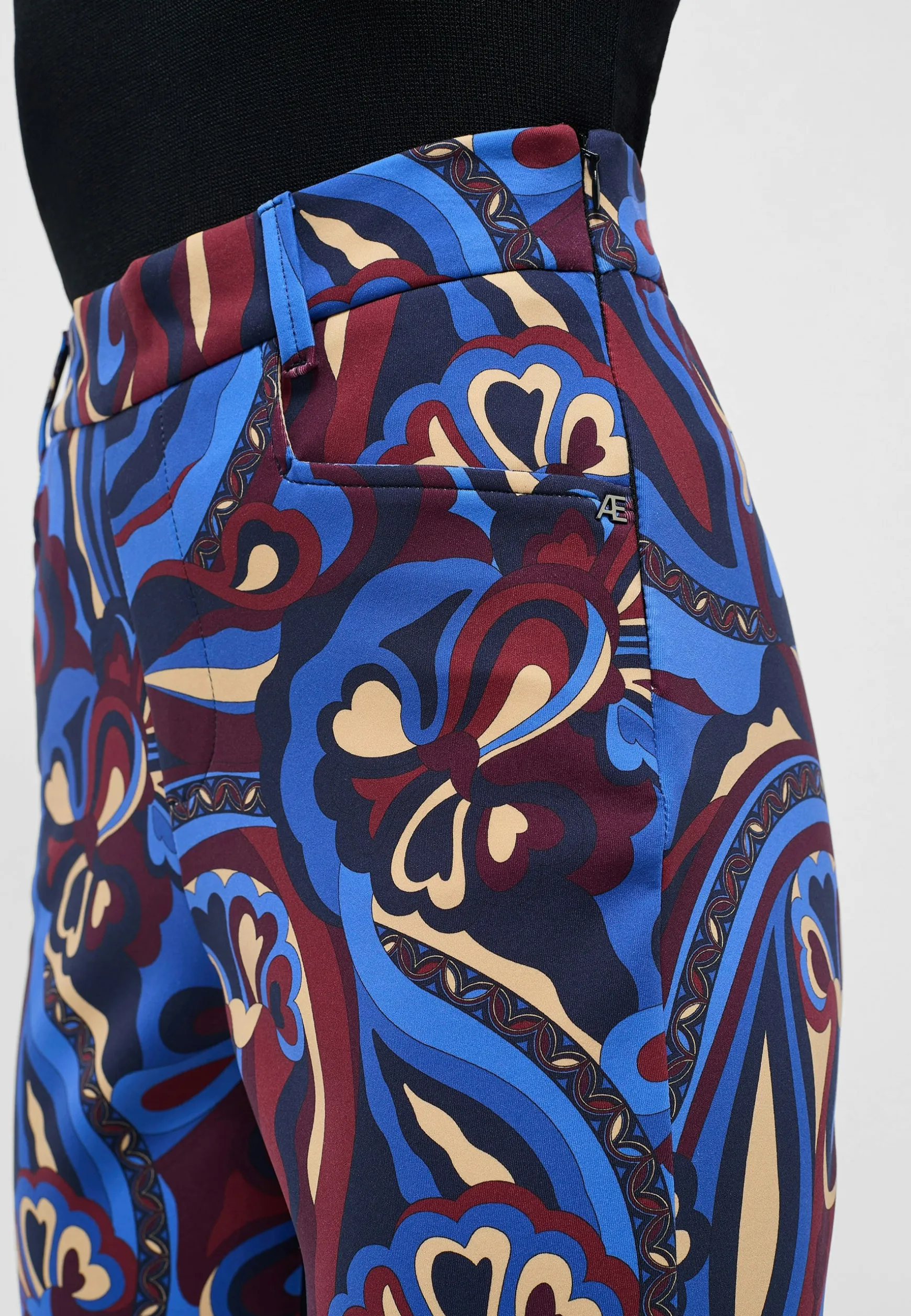 Pants Bootcut with Modern Flower Print