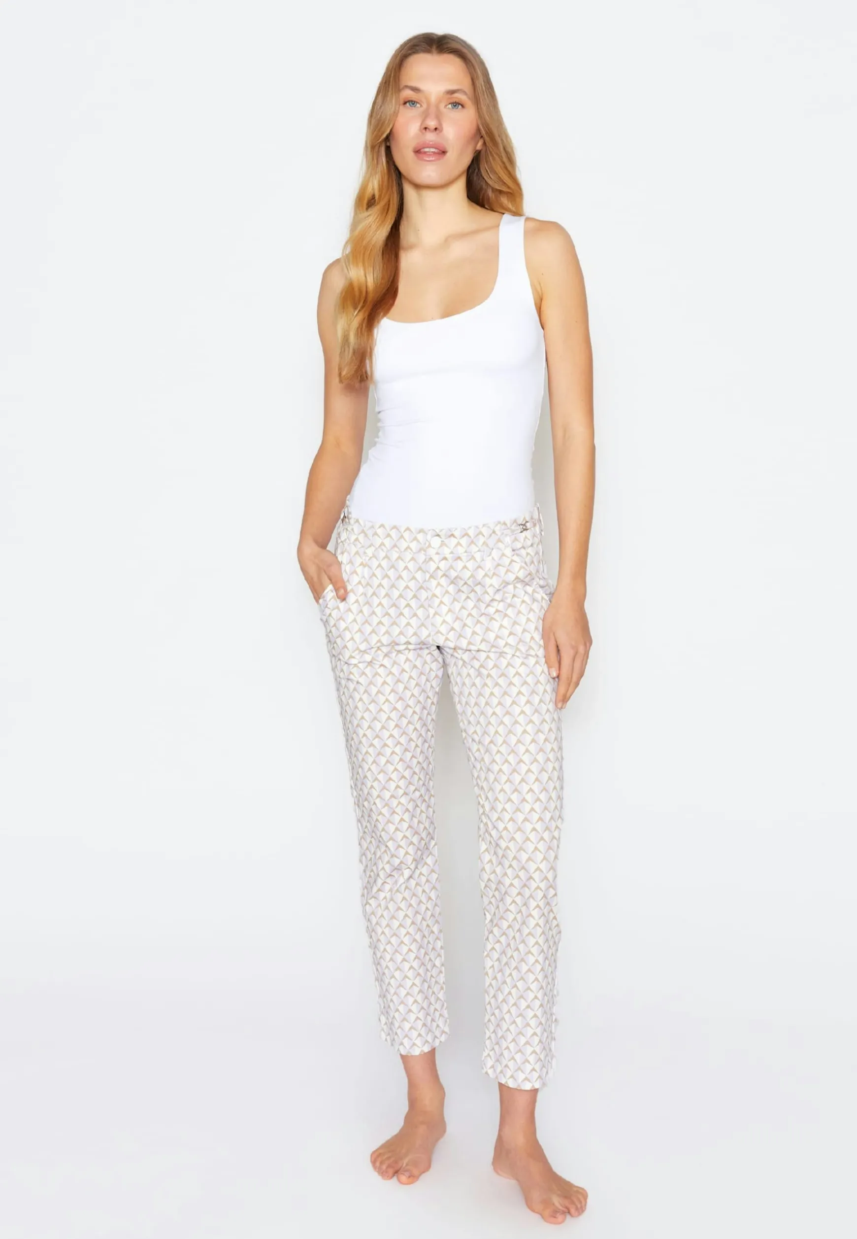 Pants Detail Straight with graphic print