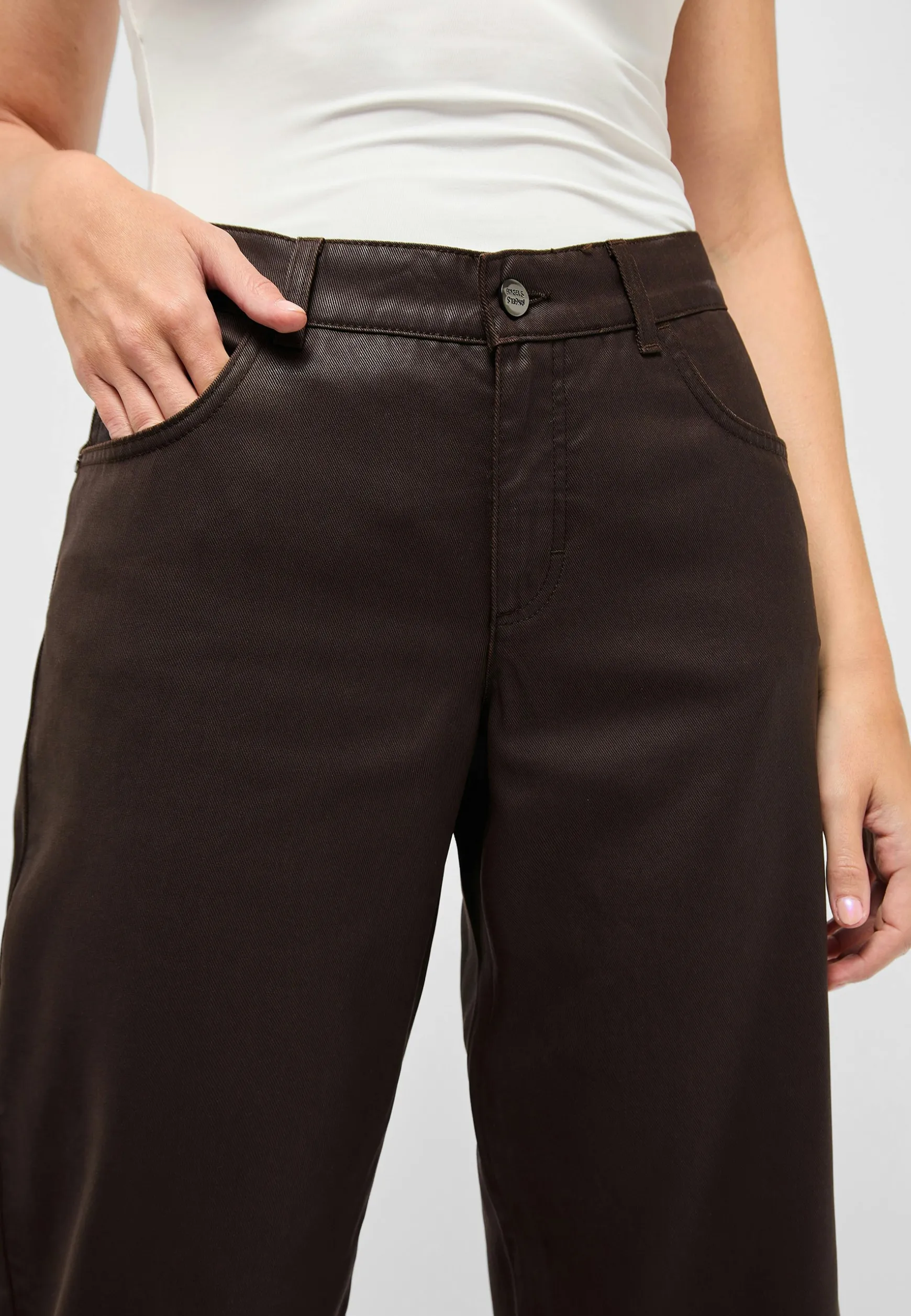 Pants Linn with smooth coating