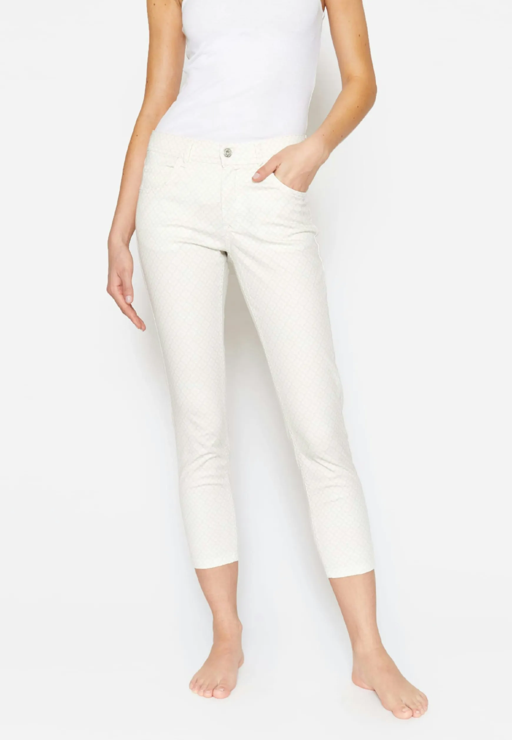 Pants Ornella with floral pattern