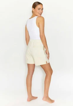 Shorts Maya in solid design