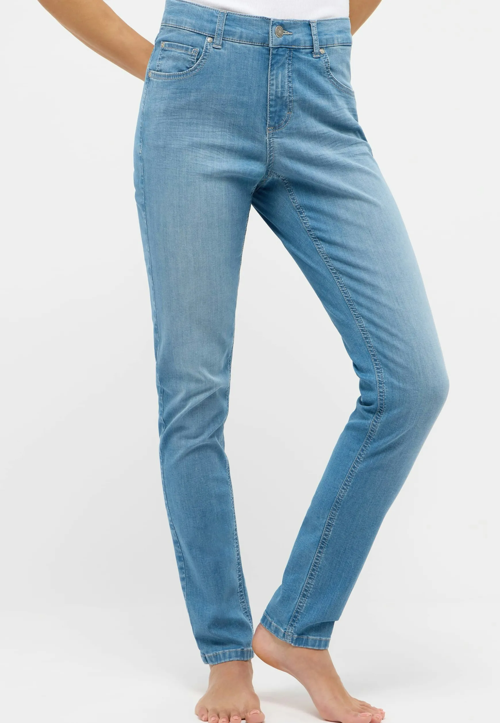 Skinny jeans with organic cotton