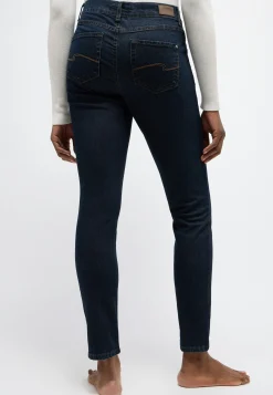 Skinny Jeans with sporty denim