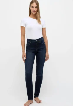 Skinny jeans with used wash