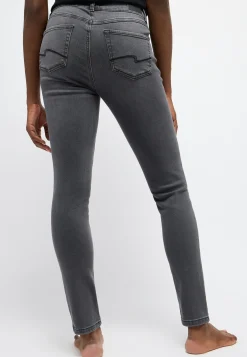 Skinny jeans with used wash