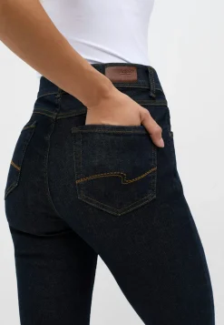 Skinny jeans with used wash
