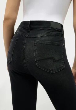 Skinny jeans with used wash