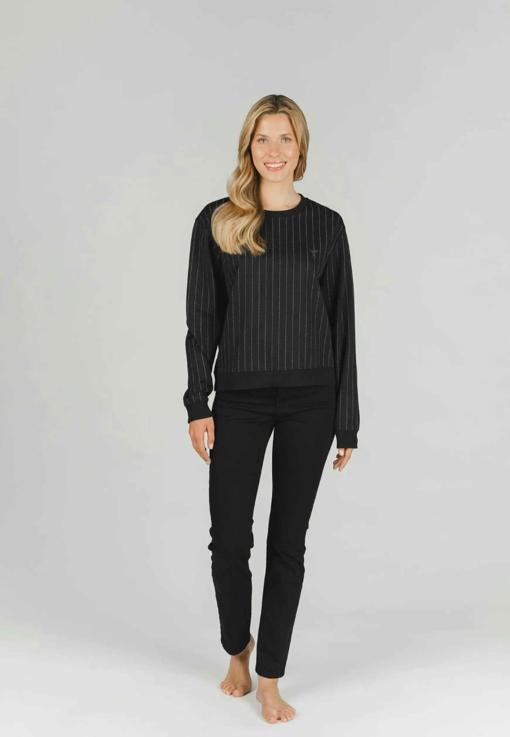 Sweater with fashionable pattern