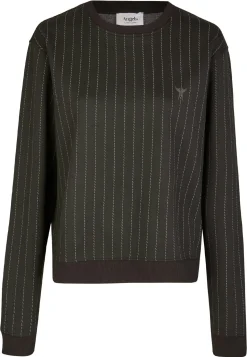 Sweater with fashionable pattern